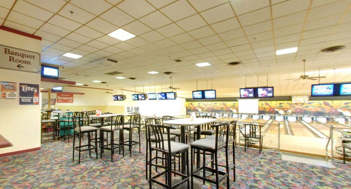 Sunnybrook Lanes (Sunnybrook Motel) - Old Web Listing (newer photo)